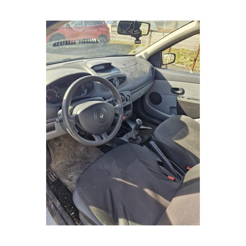 Interrupteur de leve vitre avant gauche RENAULT CLIO 3 PHASE 1 d’occasion