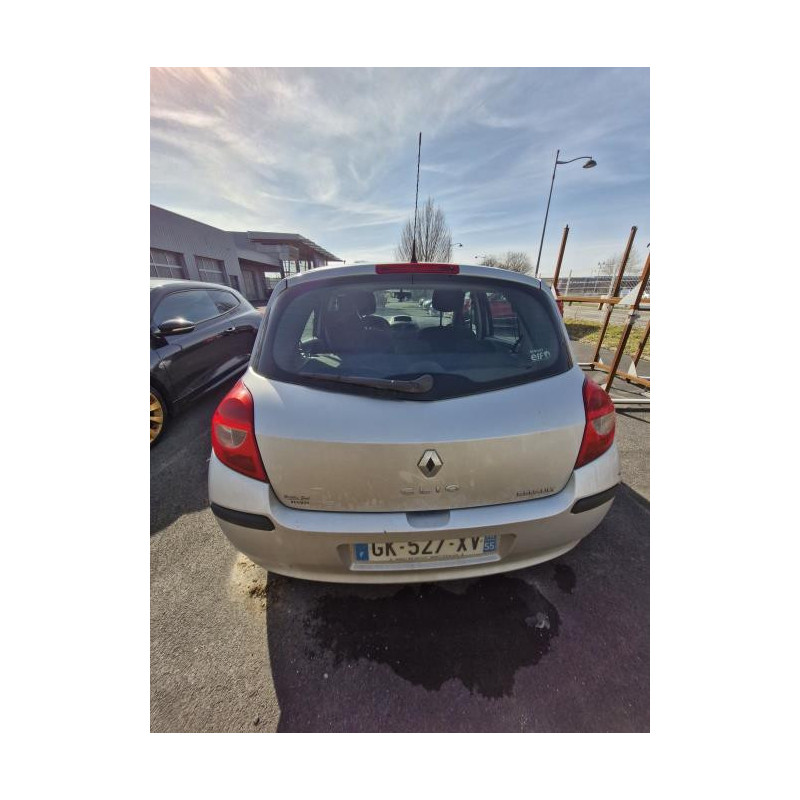 Interrupteur de leve vitre avant gauche RENAULT CLIO 3 PHASE 1 d’occasion
