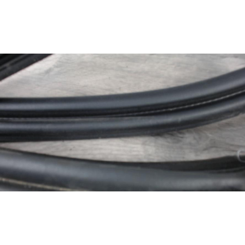 Joint de coffre RENAULT MEGANE 4 PHASE 1 d’occasion
