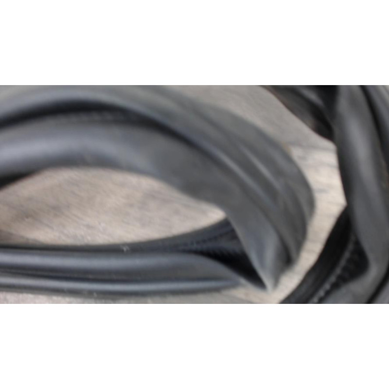 Joint de coffre RENAULT MEGANE 4 PHASE 1 d’occasion
