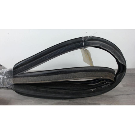 Joint de coffre RENAULT MEGANE 4 PHASE 1 d’occasion
