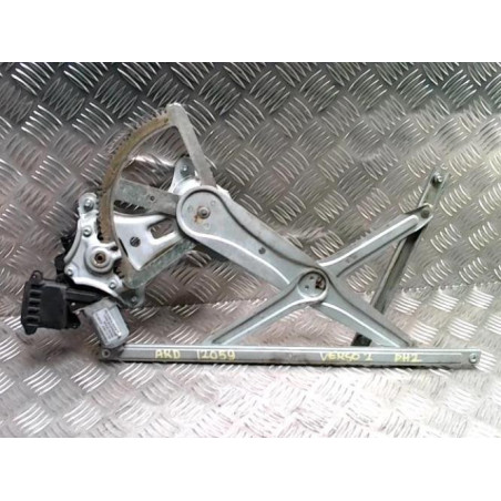 Leve vitre electrique arriere droit TOYOTA COROLLA VERSO 2 PHASE 2 d’occasion