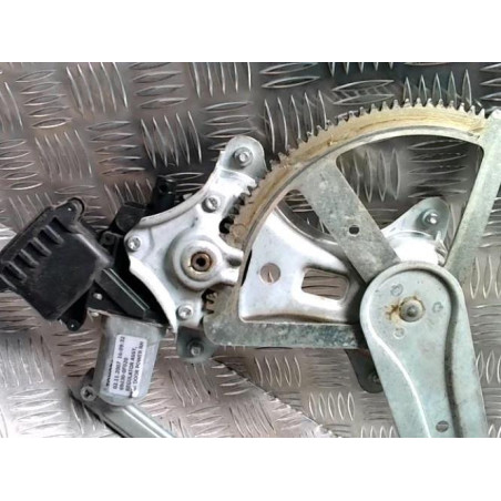 Leve vitre electrique arriere droit TOYOTA COROLLA VERSO 2 PHASE 2 d’occasion