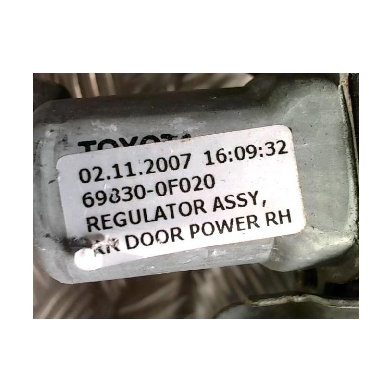 Leve vitre electrique arriere droit TOYOTA COROLLA VERSO 2 PHASE 2 d’occasion
