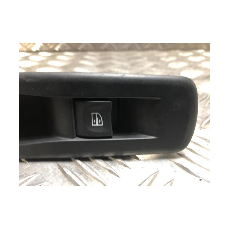 Interrupteur de leve vitre arriere droit RENAULT LAGUNA 3 PHASE 3 d’occasion