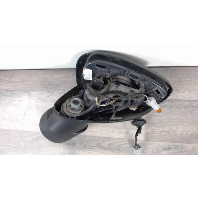 Retroviseur gauche FORD FIESTA 6 PHASE 1 d’occasion