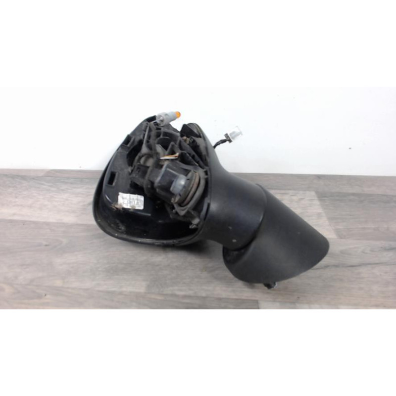 Retroviseur gauche FORD FIESTA 6 PHASE 1 d’occasion