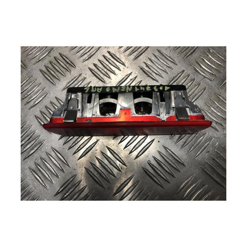 Feu arriere stop central CITROEN NEMO d’occasion