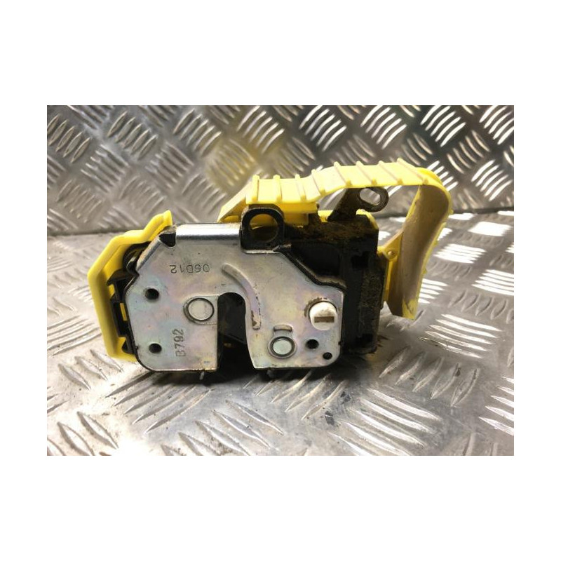 Serrure de porte laterale droite CITROEN NEMO d’occasion