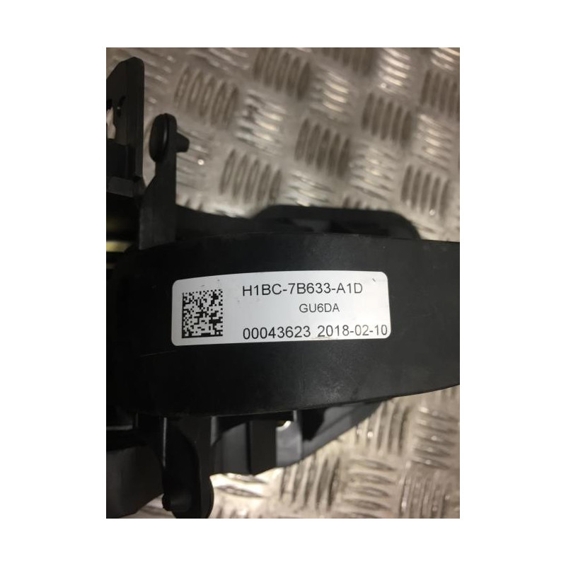 Pedale d'embrayage FORD FIESTA 7 PHASE 1 d’occasion