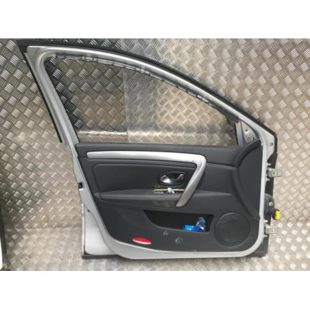 Porte avant gauche RENAULT LAGUNA 3 PHASE 3 d’occasion