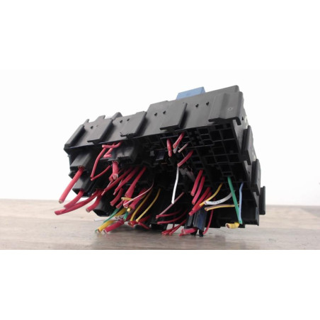 Porte fusible RENAULT MEGANE 4 PHASE 1 d’occasion