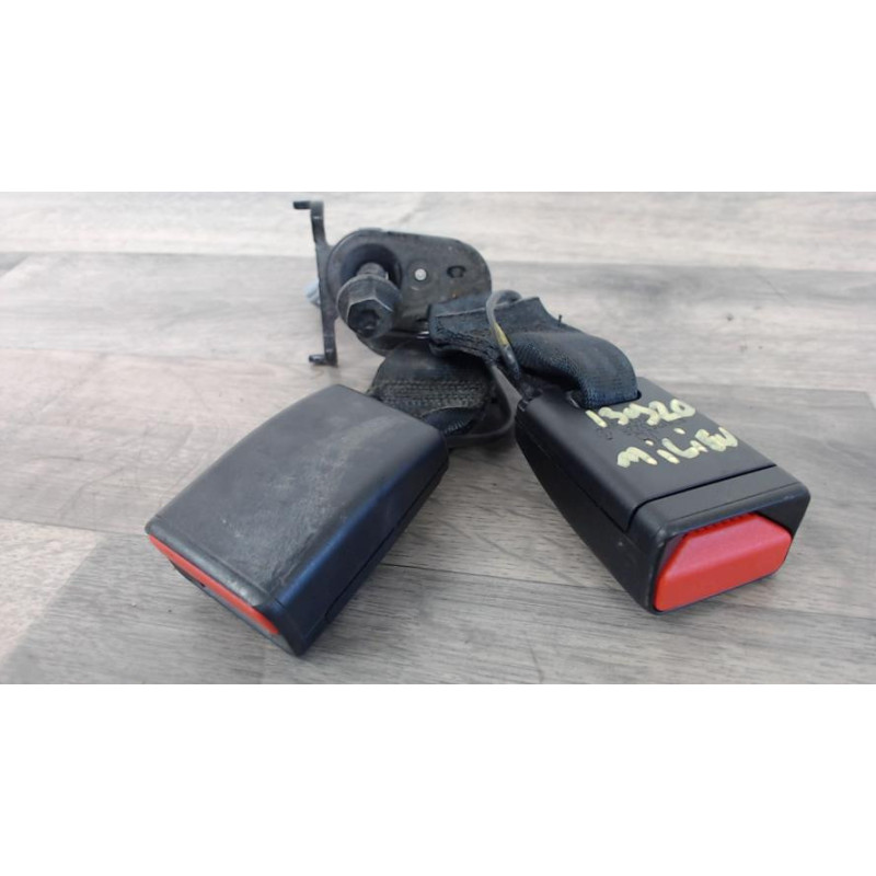 Attache ceinture arriere centrale RENAULT MEGANE 4 PHASE 1 d’occasion