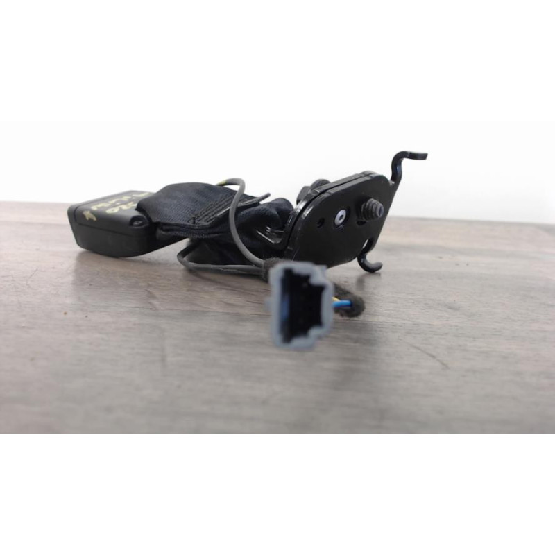 Attache ceinture arriere centrale RENAULT MEGANE 4 PHASE 1 d’occasion