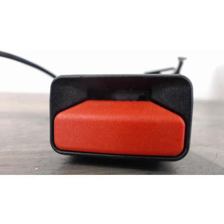 Attache ceinture arriere droit RENAULT MEGANE 4 PHASE 1 d’occasion
