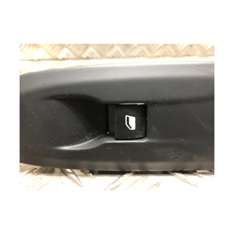 Interrupteur de leve vitre avant droit DS DS3 PHASE 3 d’occasion