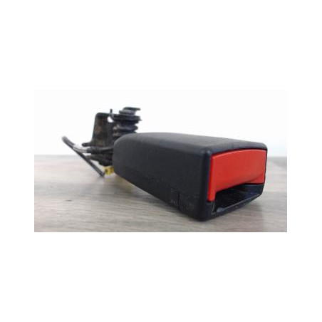 Attache ceinture arriere gauche MERCEDES CLASSE A 176 PHASE 1 d’occasion