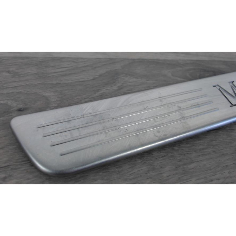 Marche pieds MERCEDES CLASSE A 176 PHASE 1 d’occasion