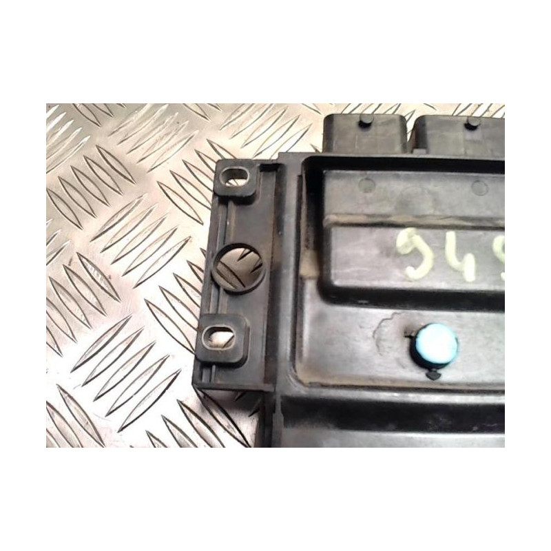 Calculateur RENAULT CLIO 2 PHASE 2 d’occasion
