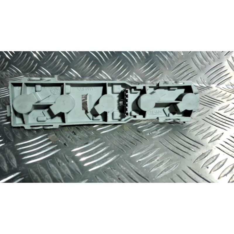 Platine feu arriere gauche OPEL CORSA B PHASE 2 d’occasion