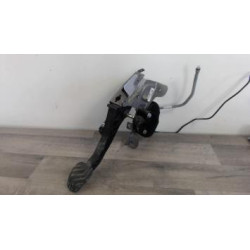 Pedale d'embrayage RENAULT MEGANE 4 PHASE 1 d’occasion
