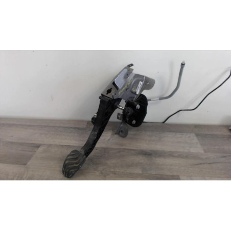 Pedale d'embrayage RENAULT MEGANE 4 PHASE 1 d’occasion