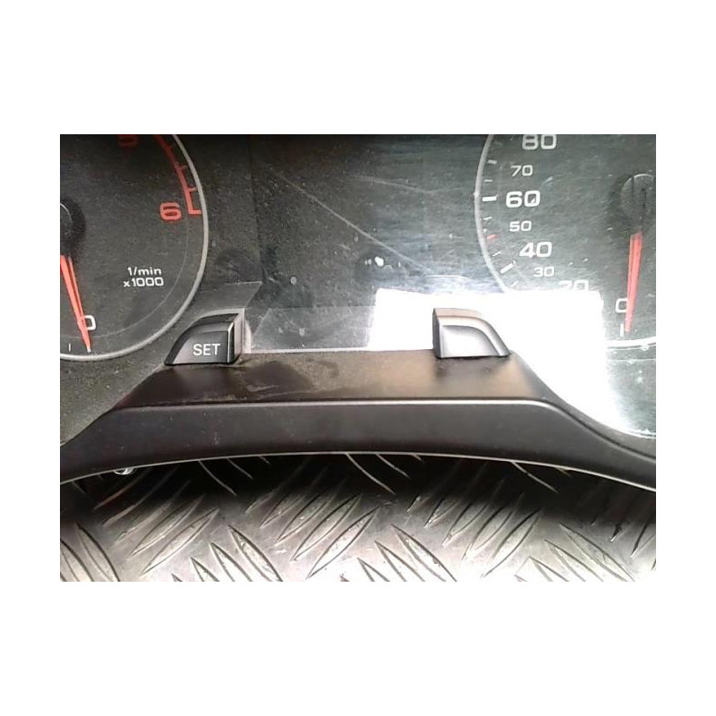 Compteur AUDI A4 3 AVANT PHASE 1 BREAK d’occasion