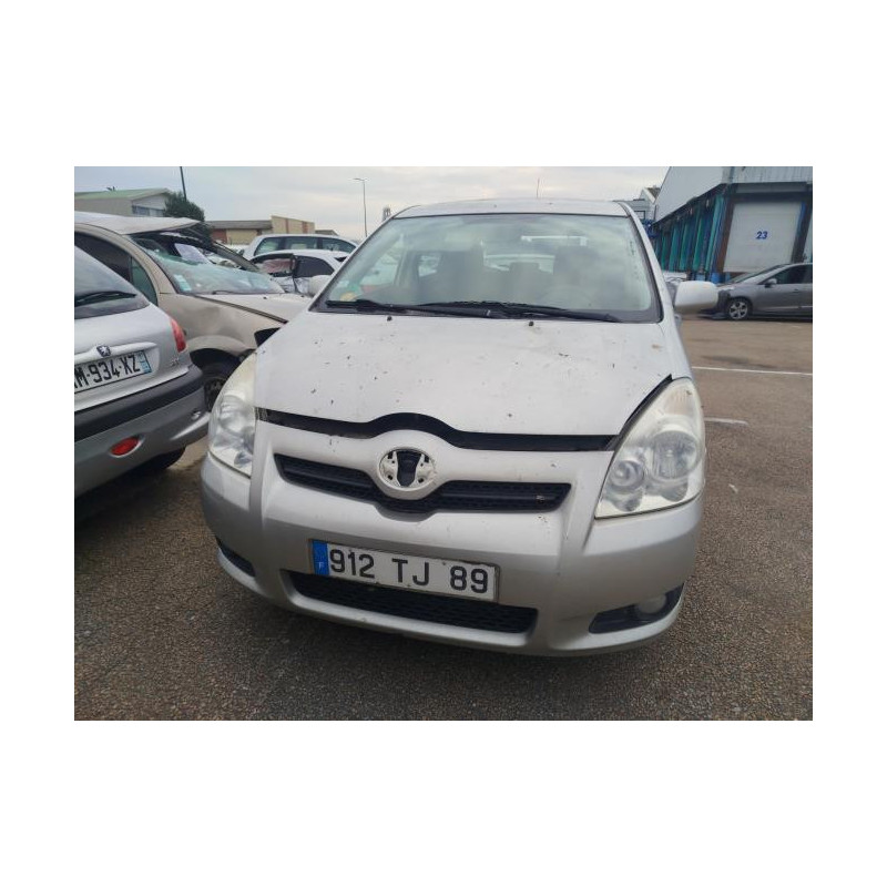 Serrure avant droit TOYOTA COROLLA VERSO 2 PHASE 2 d’occasion