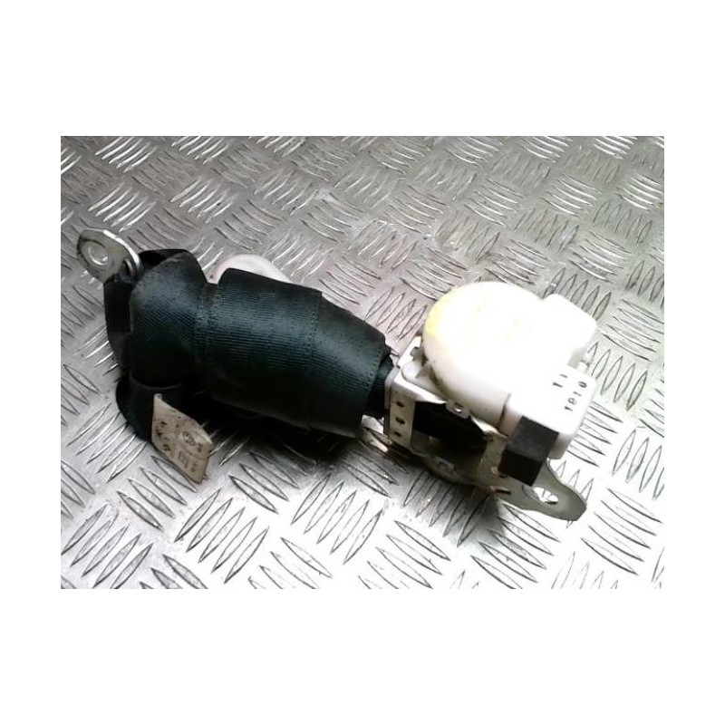 Ceinture arriere droite troisieme ligne TOYOTA COROLLA VERSO 2 PHASE 2 d’occasion