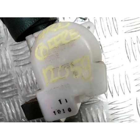 Ceinture arriere droite troisieme ligne TOYOTA COROLLA VERSO 2 PHASE 2 d’occasion