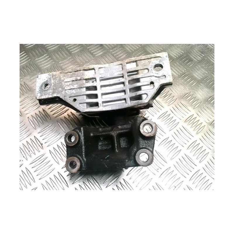 Support moteur gauche HYUNDAI I 10 2 PHASE 2 d’occasion