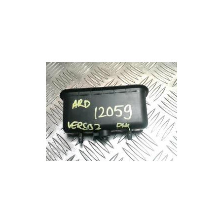 Vide poche arriere droit TOYOTA COROLLA VERSO 2 PHASE 2 d’occasion