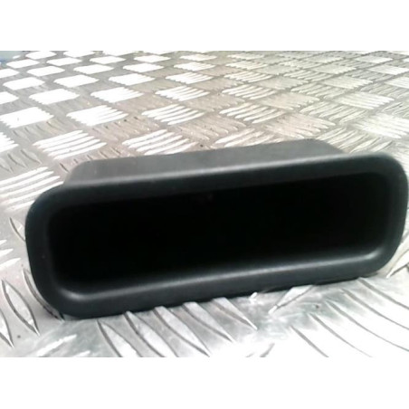 Vide poche arriere droit TOYOTA COROLLA VERSO 2 PHASE 2 d’occasion