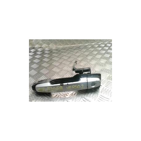 Poignee porte avant gauche TOYOTA COROLLA VERSO 2 PHASE 2 d’occasion