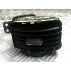 Aerateur tableau de bord avant gauche TOYOTA COROLLA VERSO 2 PHASE 2 d’occasion