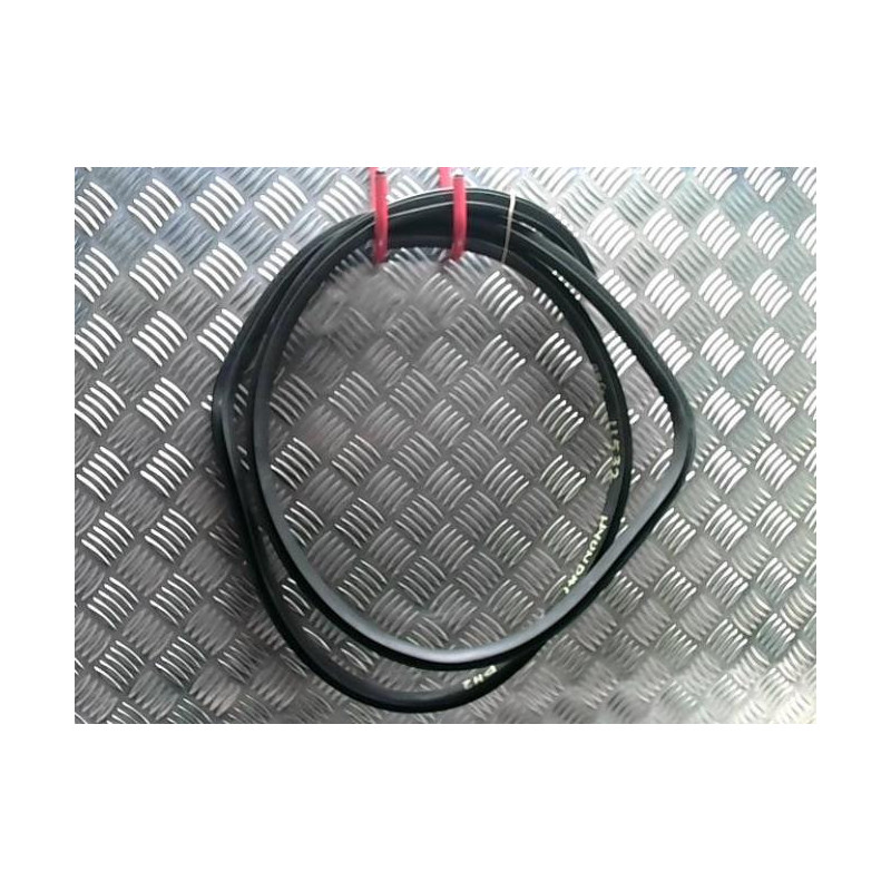 Joint de porte arriere gauche HYUNDAI I 10 2 PHASE 2 d’occasion