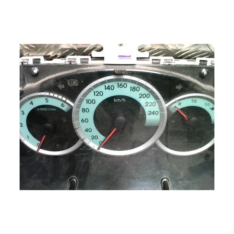Compteur TOYOTA COROLLA VERSO 2 PHASE 2 d’occasion