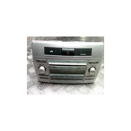 Autoradio d'origine TOYOTA COROLLA VERSO 2 PHASE 2 d’occasion