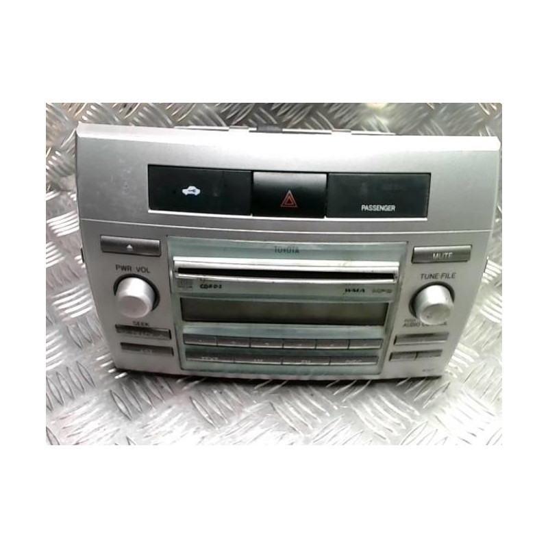 Autoradio d'origine TOYOTA COROLLA VERSO 2 PHASE 2 d’occasion