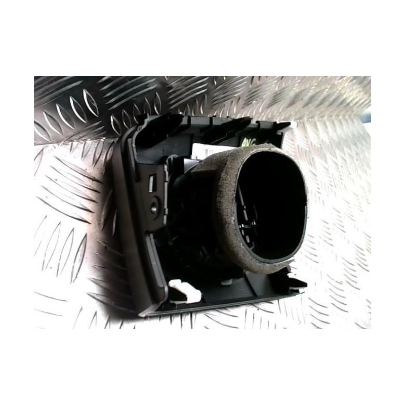 Aerateur tableau de bord avant gauche HYUNDAI I 10 2 PHASE 2 d’occasion