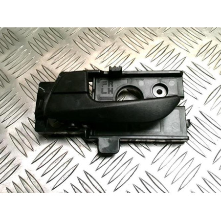 Poignee interieur avant gauche HYUNDAI I 10 2 PHASE 2 d’occasion