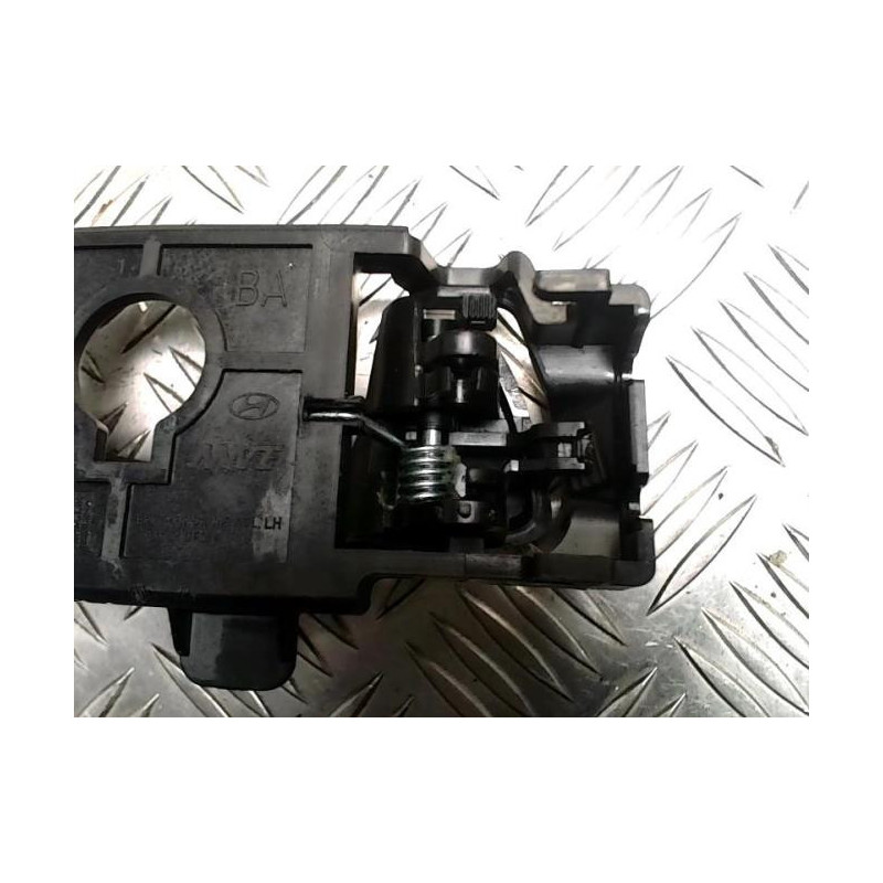 Poignee interieur avant gauche HYUNDAI I 10 2 PHASE 2 d’occasion