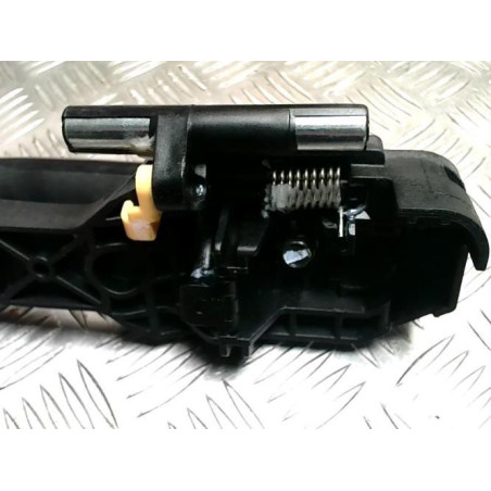 Poignee porte avant droit HYUNDAI I 10 2 PHASE 2 d’occasion