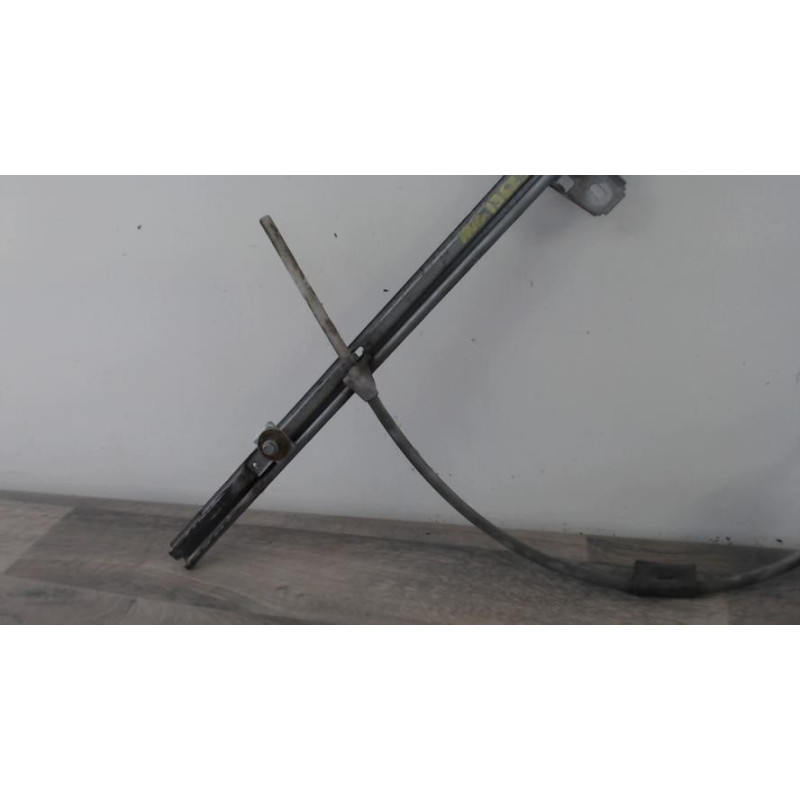 Leve vitre mecanique avant gauche RENAULT MASTER 2 PHASE 1 d’occasion