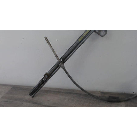 Leve vitre mecanique avant gauche RENAULT MASTER 2 PHASE 1 d’occasion
