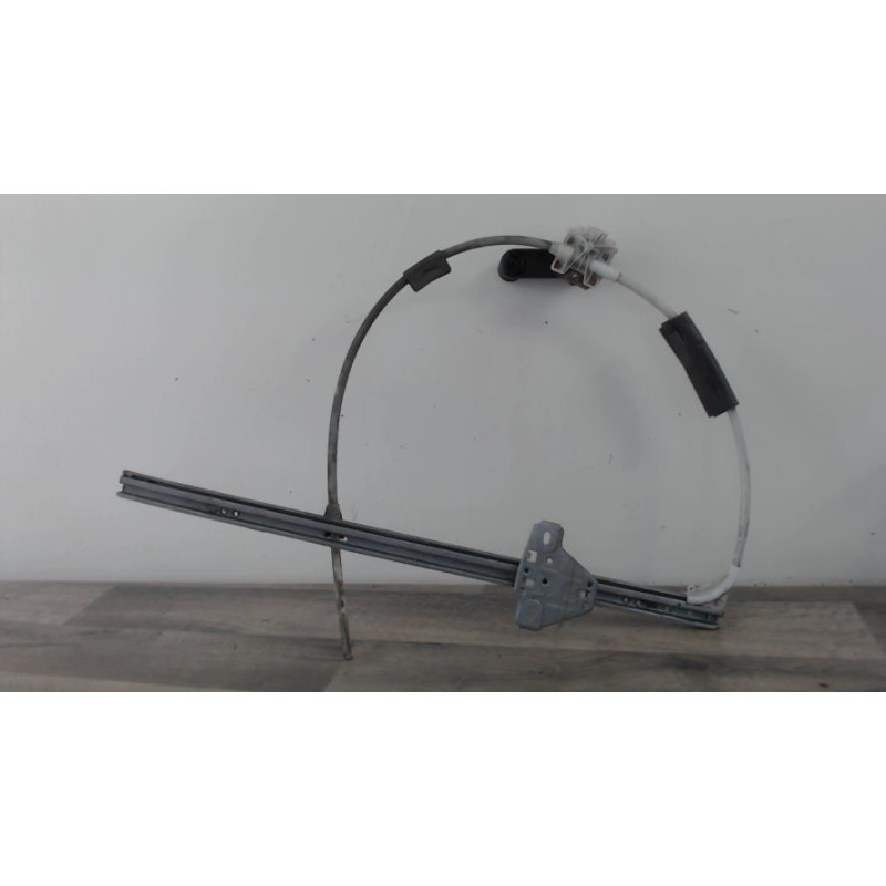 Leve vitre mecanique avant gauche RENAULT MASTER 2 PHASE 1 d’occasion