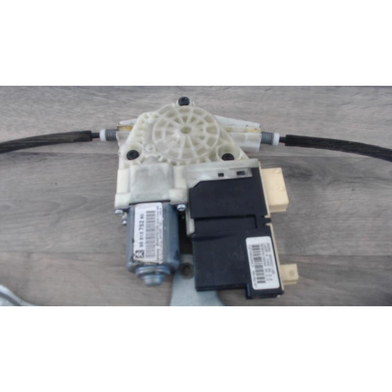Leve vitre electrique avant gauche CITROEN C4 1 PHASE 1 d’occasion