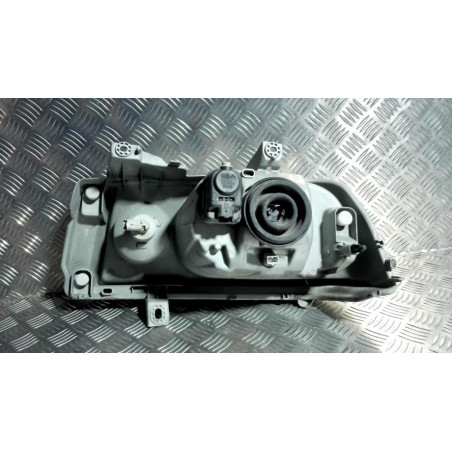 Optique avant principal droit (feux)(phare) FIAT SCUDO d’occasion