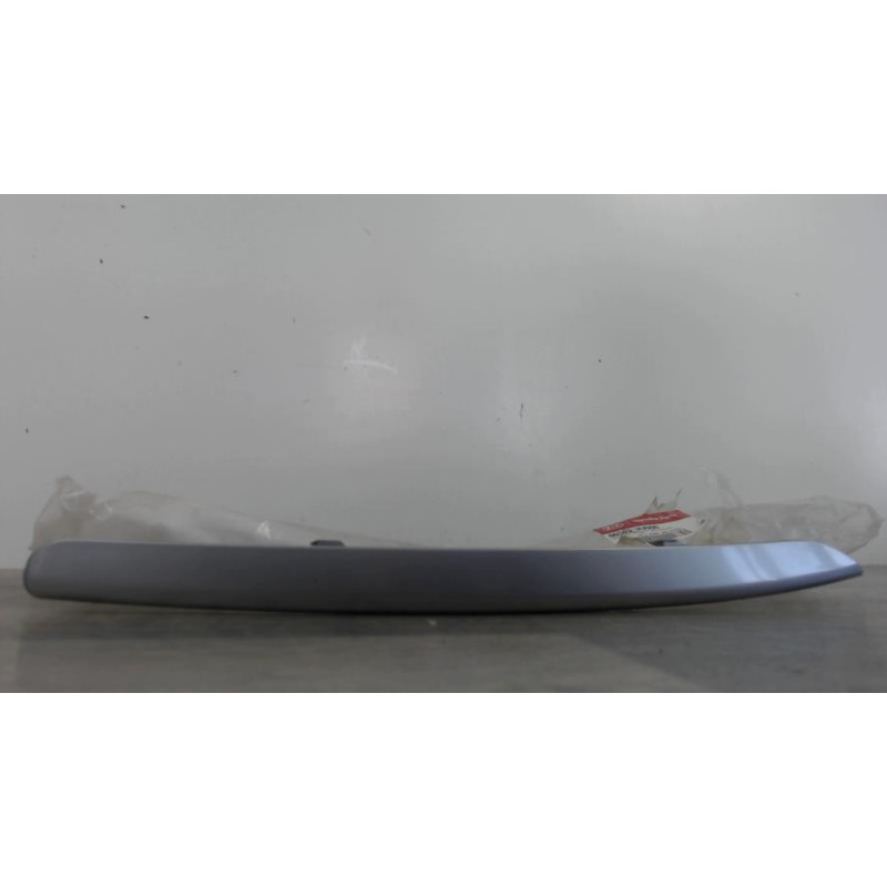 Moulure de pare choc avant KIA SPORTAGE 3 PHASE 1 d’occasion