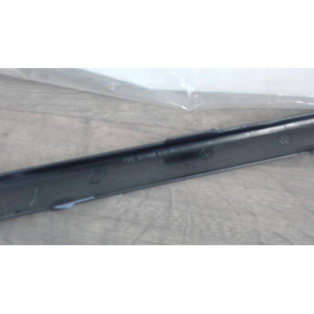 Moulure de pare choc avant KIA SPORTAGE 3 PHASE 1 d’occasion